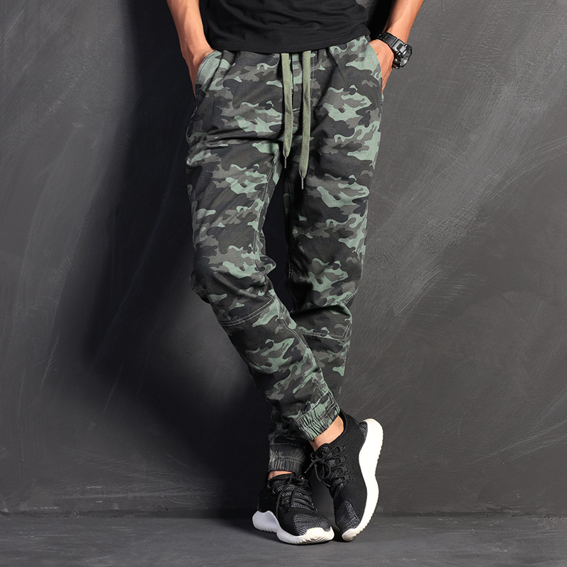 秋冬新款潮牌多口袋机车款迷彩工装休闲长裤男式韩版纯棉修身束脚