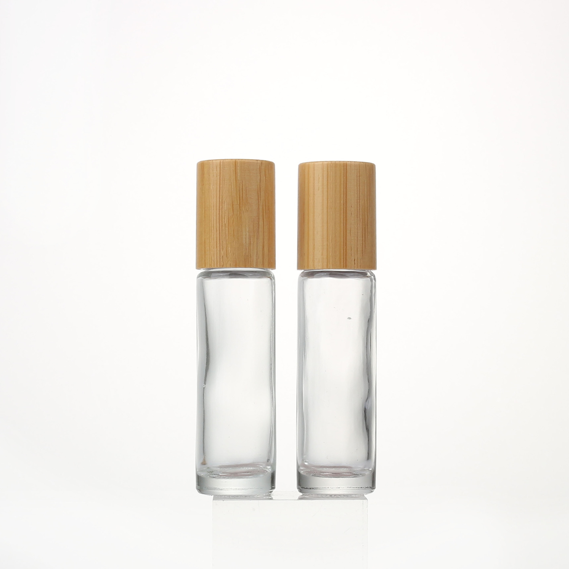 10ml; 투명 롤러 볼 병 + 강철 공; 유리 + 대나무 뚜껑