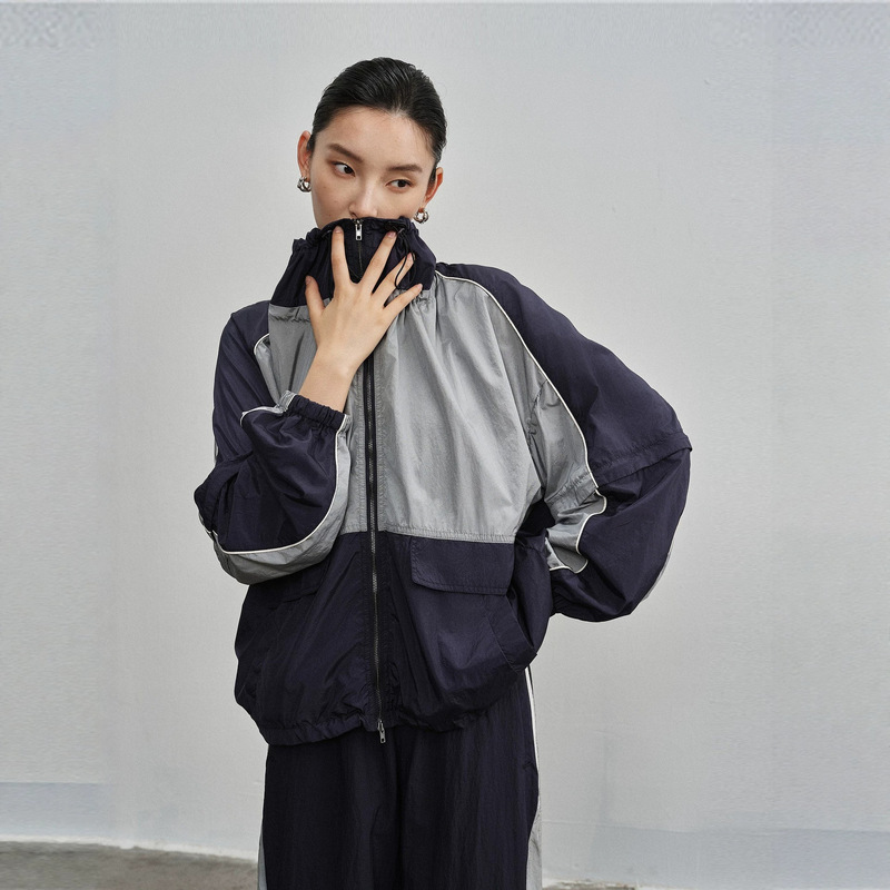 Color-Blocking Design Short Jacket 26 Autumn Sports Style Ruched Stand Collar Sun Protection Top Color-Blocking Design Short Jacket 26 Autumn Sports Style Ruched Stand Collar Sun Protection Top