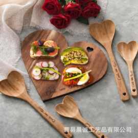 跨境情人节装饰爱心托盘母亲节礼物心形熟食芝士板厨房菜板甜品盘