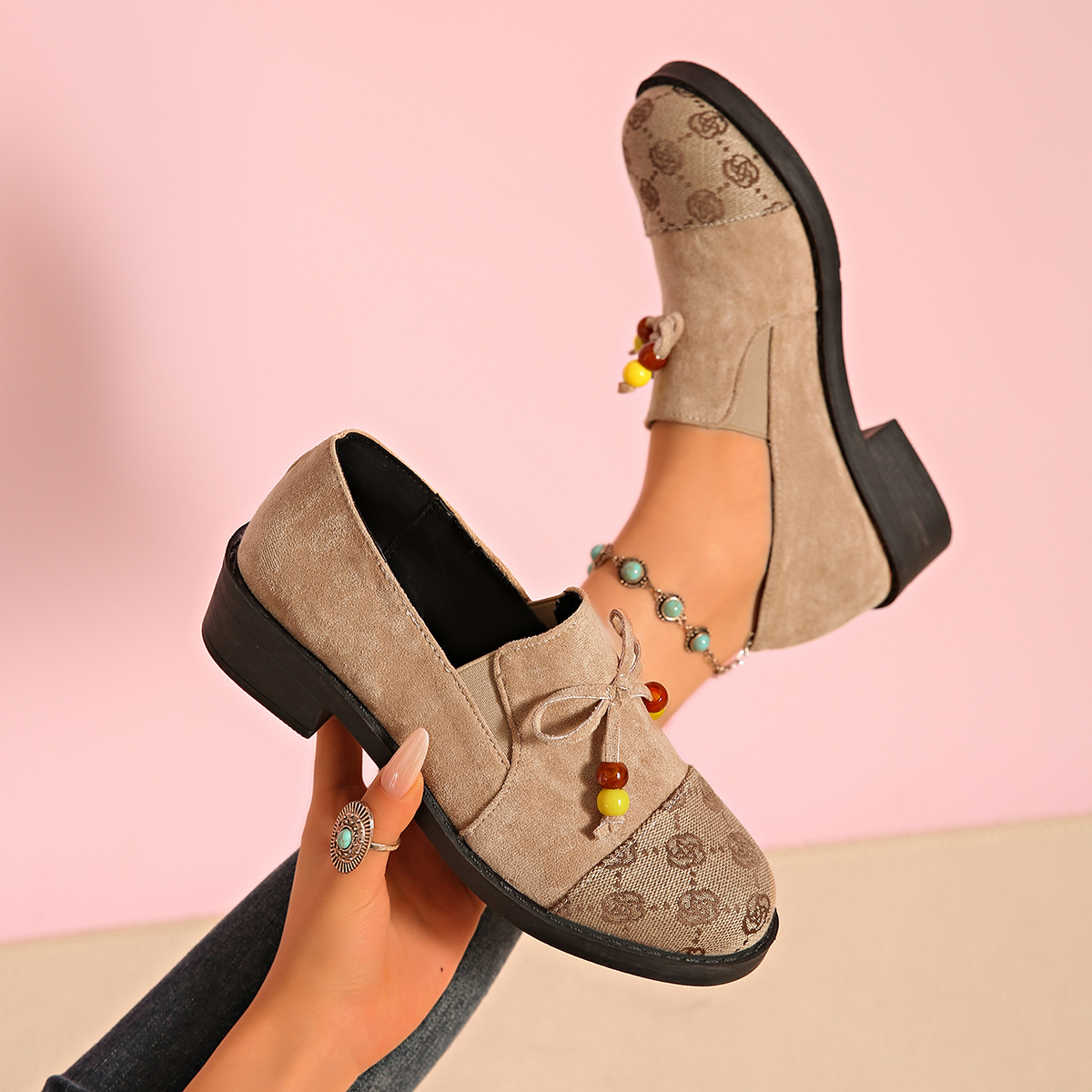 Color Block Women's Suede Loafers British Style Bow Chunky Heel Casual Single Shoes with Small Plum Blossom Design_voghion.com