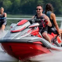 Спортивная водная моторная лодка 1800cc Yamaha Yacht Быстрый катер Водный летающий мотоцикл проект