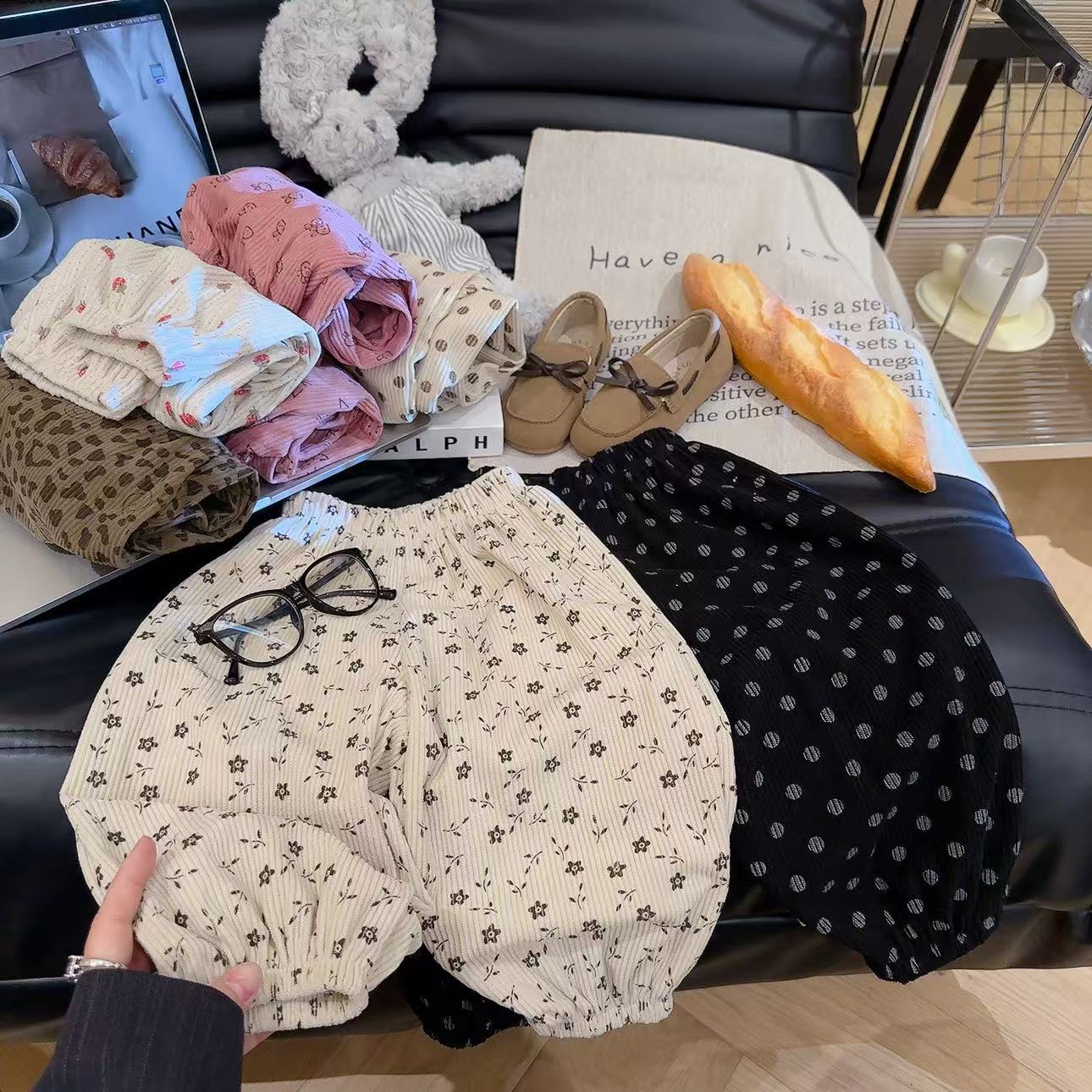 儿童裤子洋气春秋新款男女宝宝春款灯芯绒休闲哈伦裤儿童长裤批发