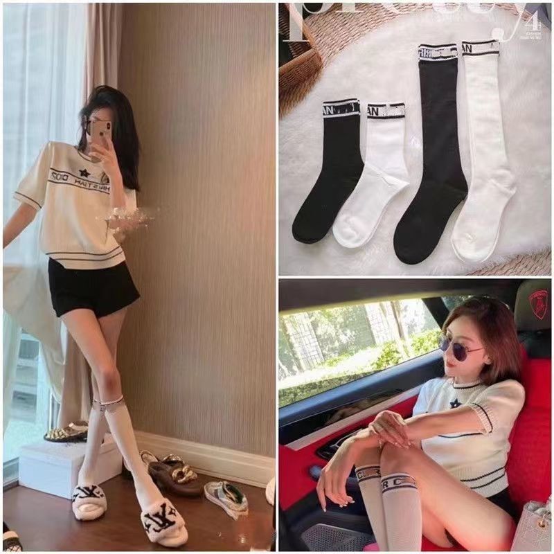 Women's New Style Striped Calf Socks for Summer, Ins-Style Socialite Princess Letter Socks, One Black and One White, Two Pairs Black
