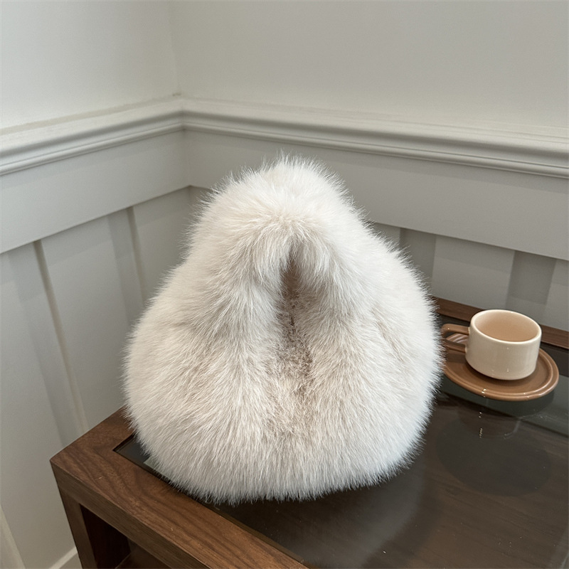 Bolsas de peluche de invierno 2024 nuevas bolsas de moda de mujeres estilo exterior simple bolsas de lana coreanas casuales