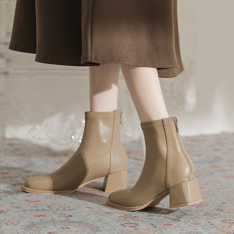 French-Style Elastic Short Boots for Women with Chunky Heels, New Autumn and Winter Melad Style, Versatile Back Zipper Slim Martin Boots