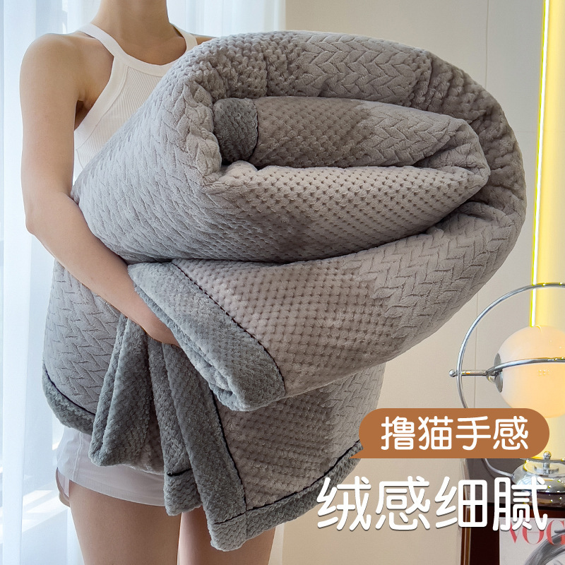 Leche edredón de invierno engrosado de oficina de lana de coral siesta pequeña manta manta de sofá manta de cama