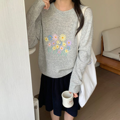 25秋冬女装韩系圆领温柔花朵刺绣羊毛衫时尚百搭100羊毛针织毛衣