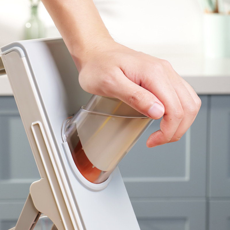 Multifunctional Vegetable Chopper and Slicer