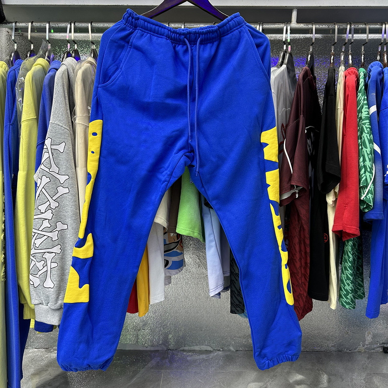 Venta al por mayor europea y americana hip hop cantante mismo estilo burbuja pelo carta 555555 impreso hombres y mujeres pareja suéter con capucha traje