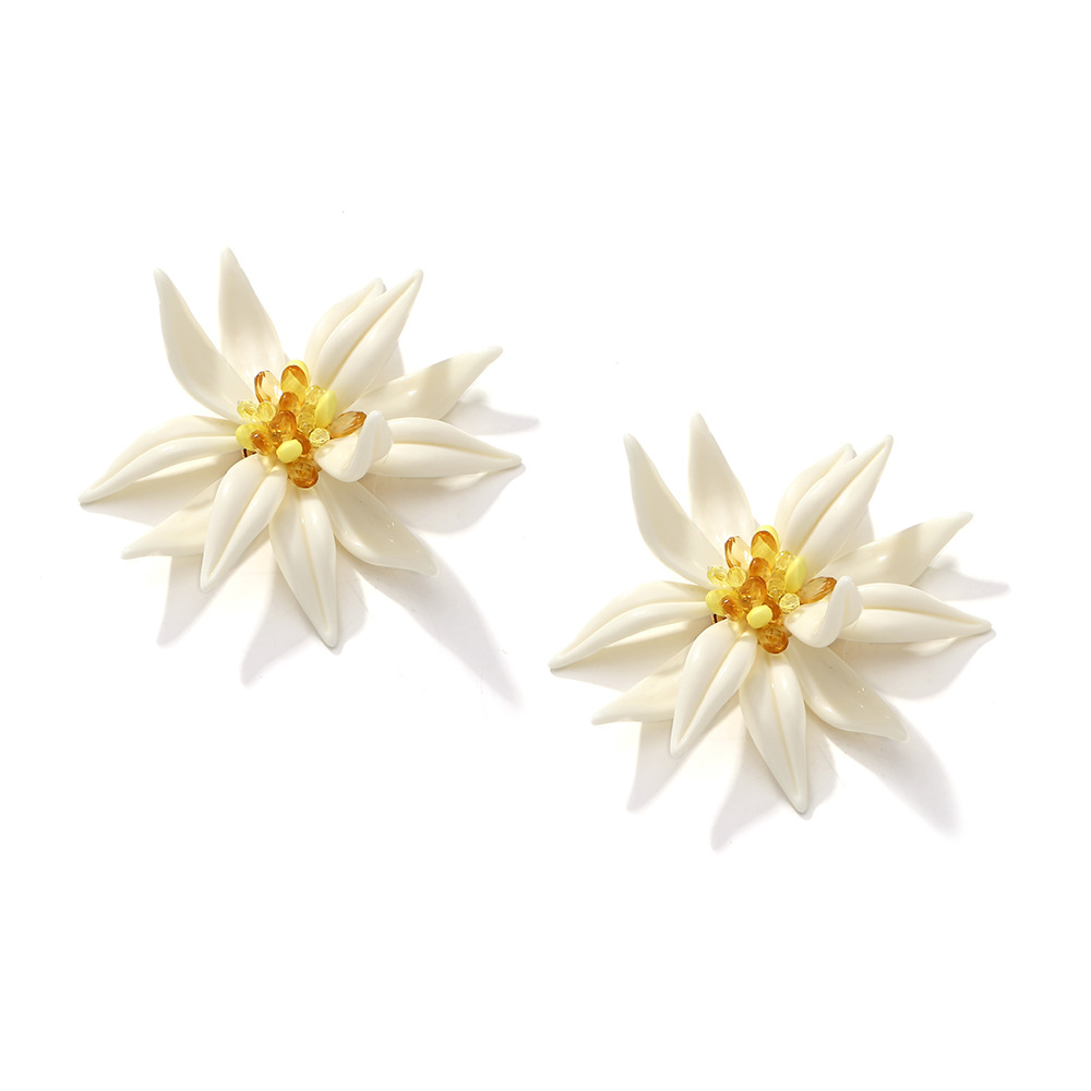Flower Pattern 1 Pair Vintage Style Classic Style Flower Artificial Crystal Resin Ear Studs