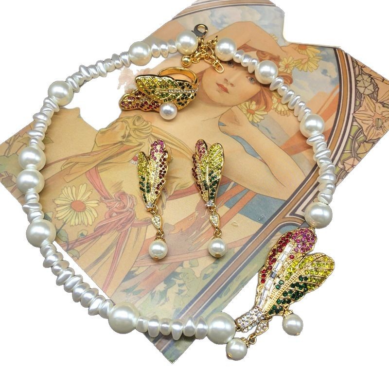 Vintage Pearl Necklace Earrings And Ring Set With Leaf Details_voghion.com