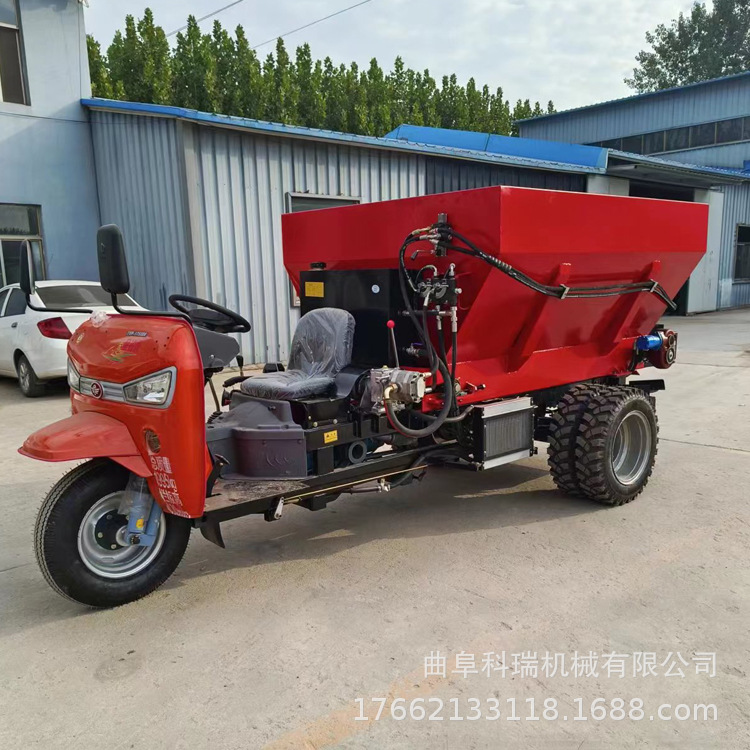 3立方牵引式液压扬粪机大型有机肥粉剂肥施肥机