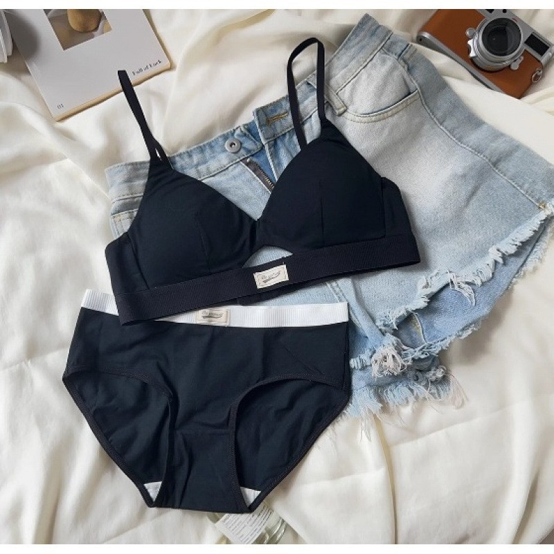 모든 검은색 속옷에 맞는 프리 사이즈