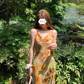 法式田园风绿色碎花连衣裙长款夏日独特绝美裙子云南出片穿搭长裙