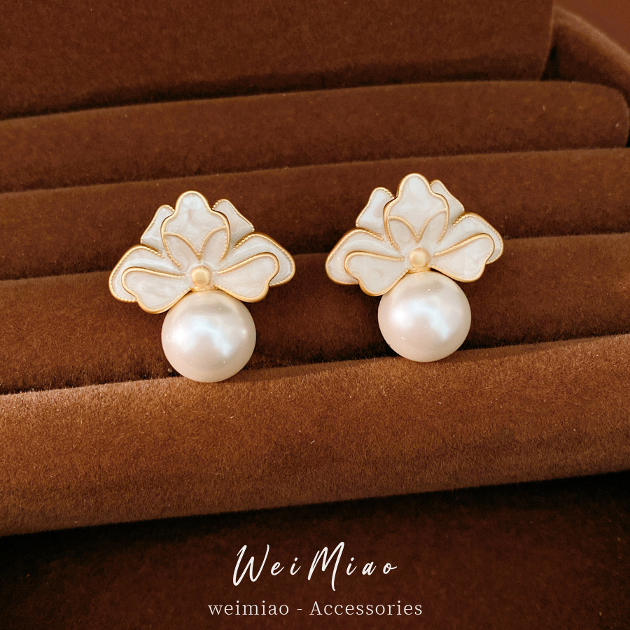 Agujas de plata goteando flores redondas perlas pendientes ligeros de lujo de alta calidad temperamento exquisito personalidad perlas versátiles para mujeres image 1