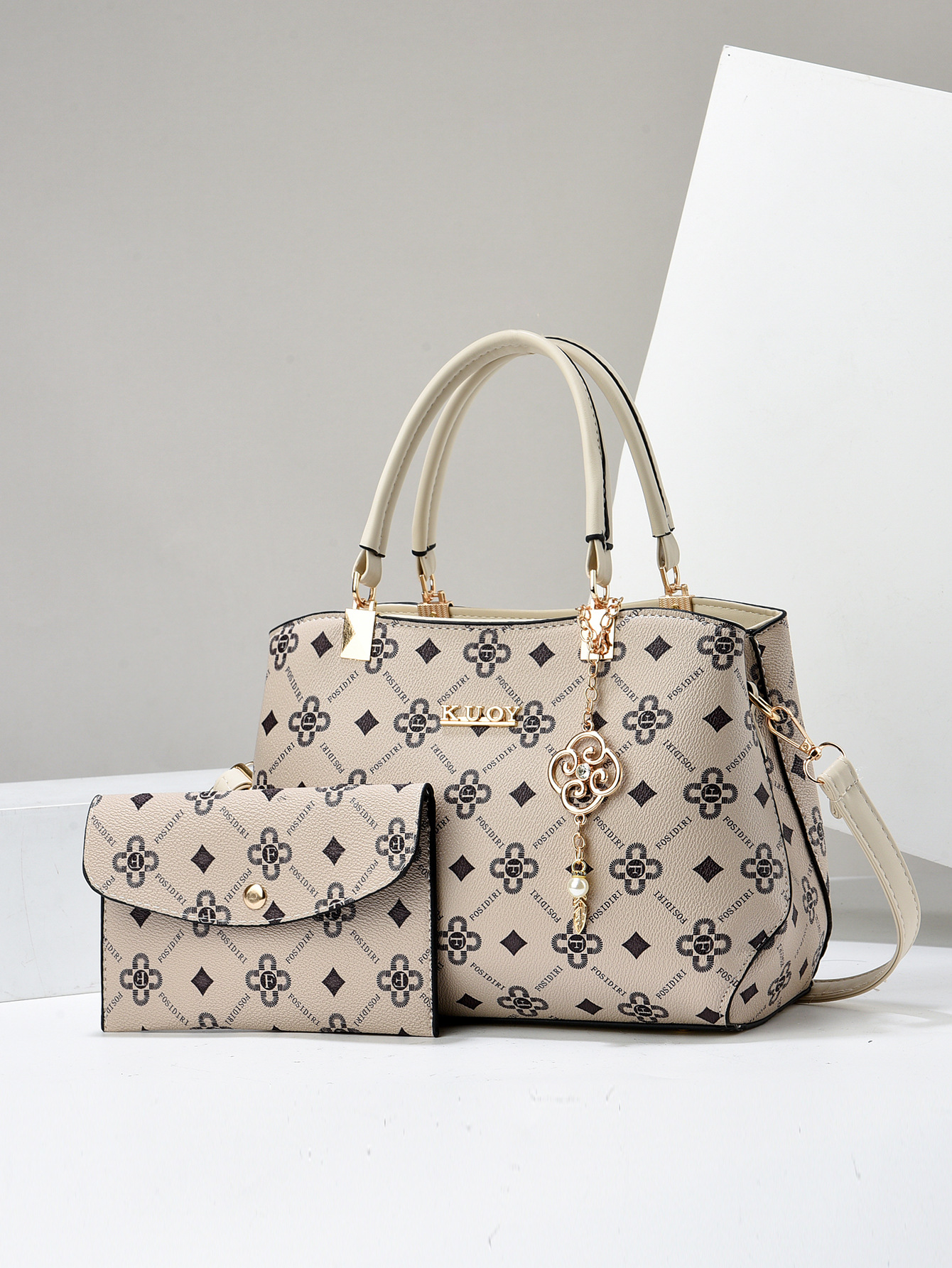 Femmes Grande Faux Cuir Impression Vêtement De Rue Carré Fermeture Éclair Sac À Main display picture 7