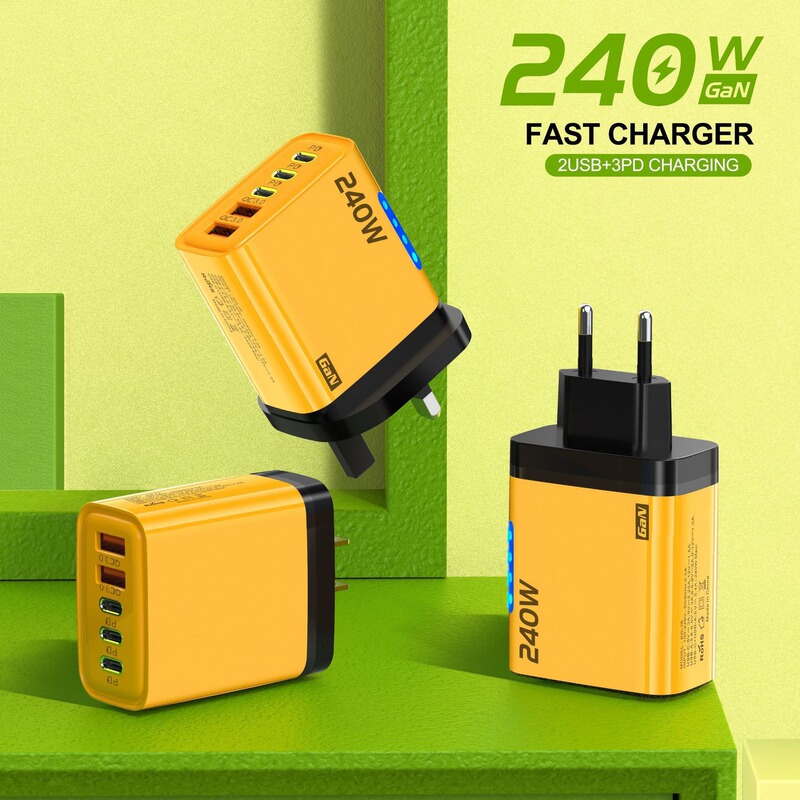 240W 3Pd+ Dual USB Charger with Light, Suitable for Apple 17 and Huawei Mobile Phones, Dual Typec Smart Fast Charging Head