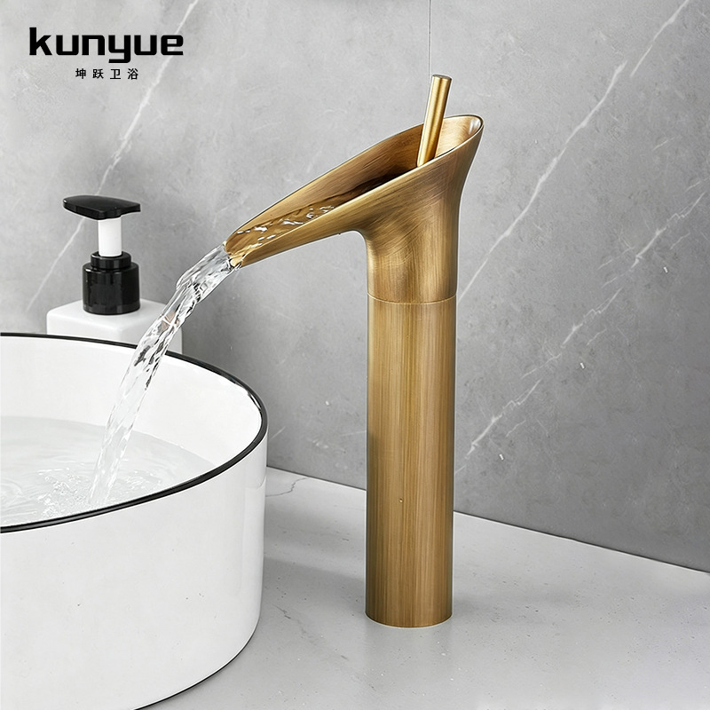 European-Style Hot and Cold Water Faucet, All-Copper, for Home Bathroom Cabinet, Hotel Washbasin, Waterfall Basin Faucet, Splash-Proof European-Style Hot and Cold Water Faucet, All-Copper, for Home Bathroom Cabinet, Hotel Washbasin, Waterfall Basin Faucet, Splash-Proof