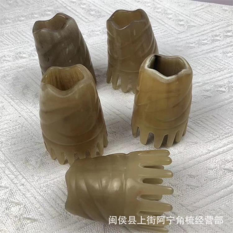 Natural Horn Wide Tooth Comb Under 10cm Scalp Massage Gua Sha Board for Daily Hair Care quality and texture