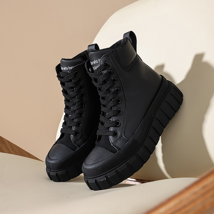 Cross-Border 2024 New Black Versatile Thick-Soled Short-Tube Boots Simple Large Size Women's Shoes Sports and Casual Shoes