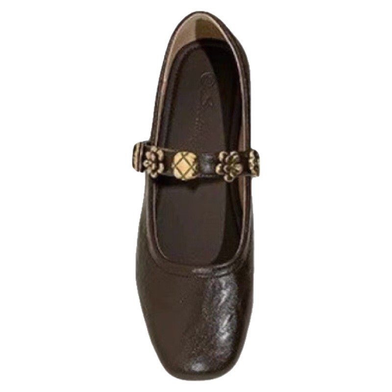 Zapatos franceses de Mary Zhen 2025 otoño nuevos zapatos de hebilla simple cabeza redonda poco profunda pequeña fragancia zapatos de cuero retrógrados