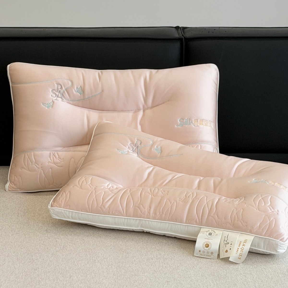 뷰티 실크 라텍스 베개 - 라이트 핑크