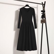 �����r�������ڶ�ᘿ��B��ȹ��aŮ�b���|��ɫ�����ë��ȹ��