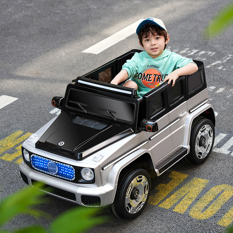 Nuevo coche de juguete eléctrico para niños de cuatro ruedas coche eléctrico recargable de cuatro ruedas coche de juguete de control remoto SWING