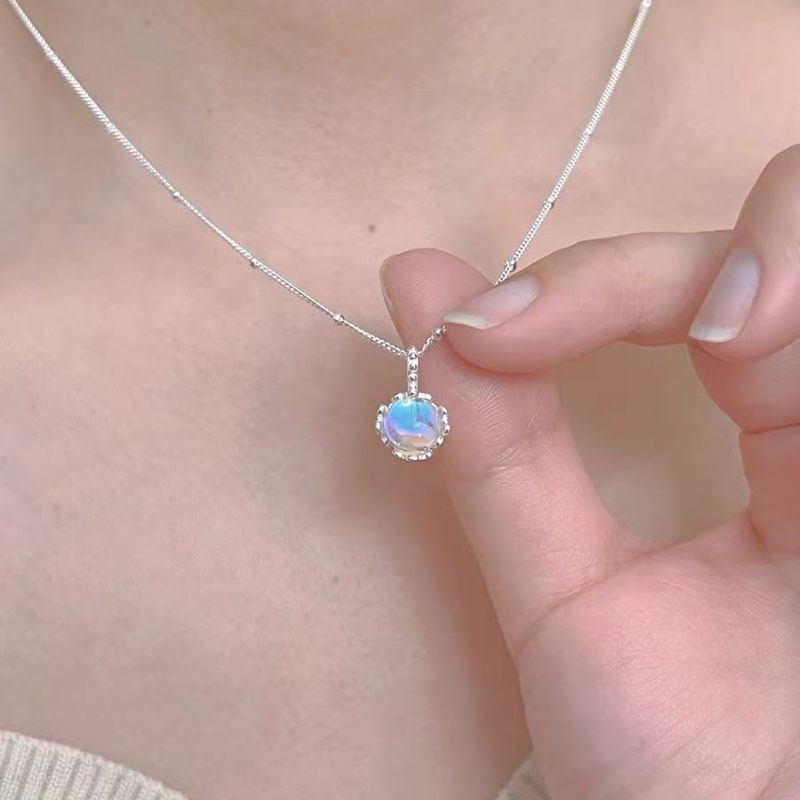 日常的に多用途な S925 スターリングシルバー アクアマリン バタフライ ネックレス、女性用、色あせしない、ニッチなハイエンドの軽い高級鎖骨チェーン、新しい|undefined