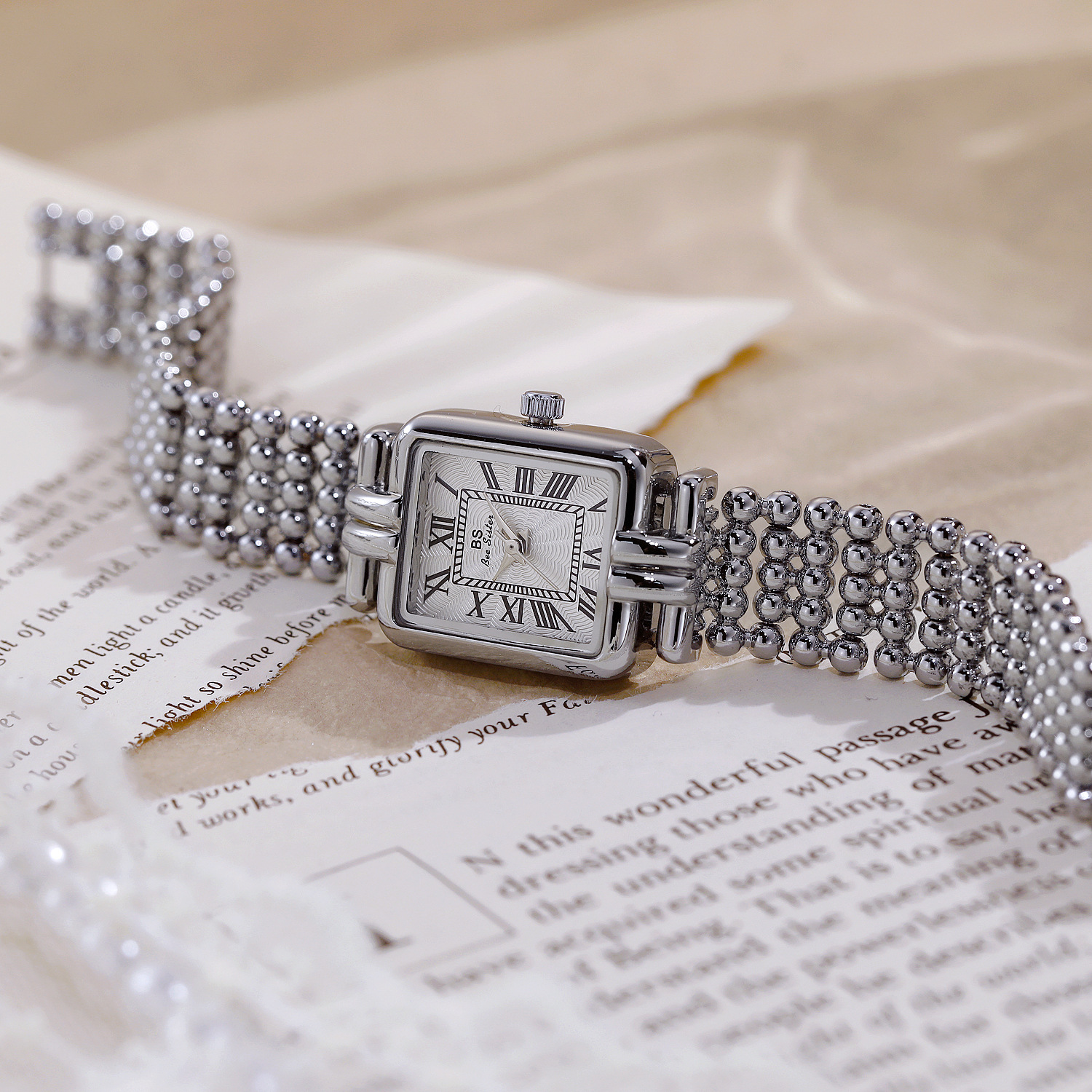 45g Weight Tempered Glass Mirror Material Alloy Strap Material Watch Classification Pointer Display Type Jewelry Buckle Buckle Style Rectangle Dial Shape Casual, Daily Occasion Quartz Movement Solid Color Pattern Women's Gender Elegant Style Elegant Solid Color Jewelry Buckle Quartz Watch Women's Watches 4