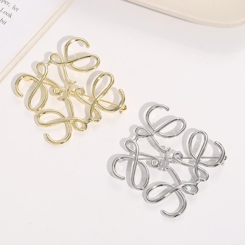 geometric square design universal fashionable brooch
