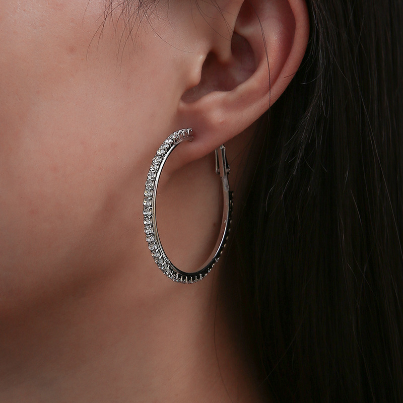 Exaggerated Full Diamond Geometric Circle Earrings display picture 12