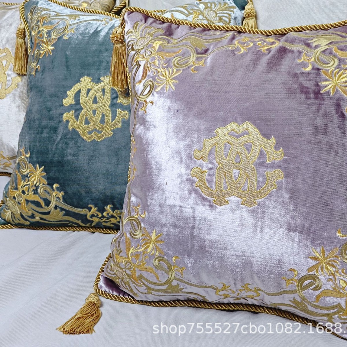 刺绣抱枕床上用品靠枕办公室午休家纺沙发卧室靠背雪花家居