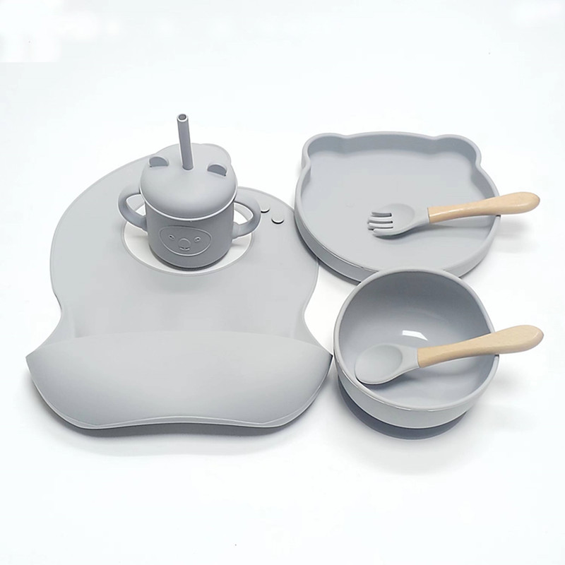 Amazon hot selling silicone baby feeding suit silicone bowl fork spoon Cup complementary food suit source manufacturer