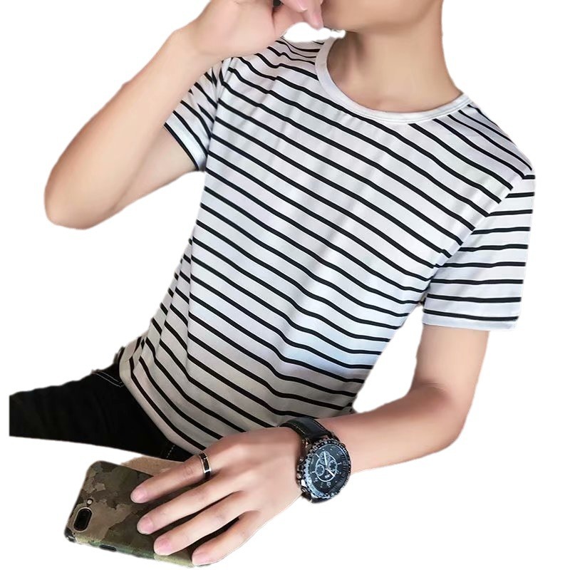 Camiseta de manga corta para hombre cuello redondo a rayas en blanco y negro de media manga estilo coreano slim fit camiseta de moda ropa de verano para hombre