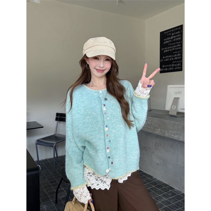 Korean-style minimalist colorful button-down soft and comfortable round-neck sweater coat for women, autumn gentle and sweet loose-fitting niche knitwear Korean-style minimalist colorful button-down soft and comfortable round-neck sweater coat for women, autumn gentle and sweet loose-fitting niche knitwear