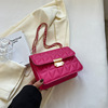 Fresh retro shoulder bag for leisure, one-shoulder bag, 2023 collection