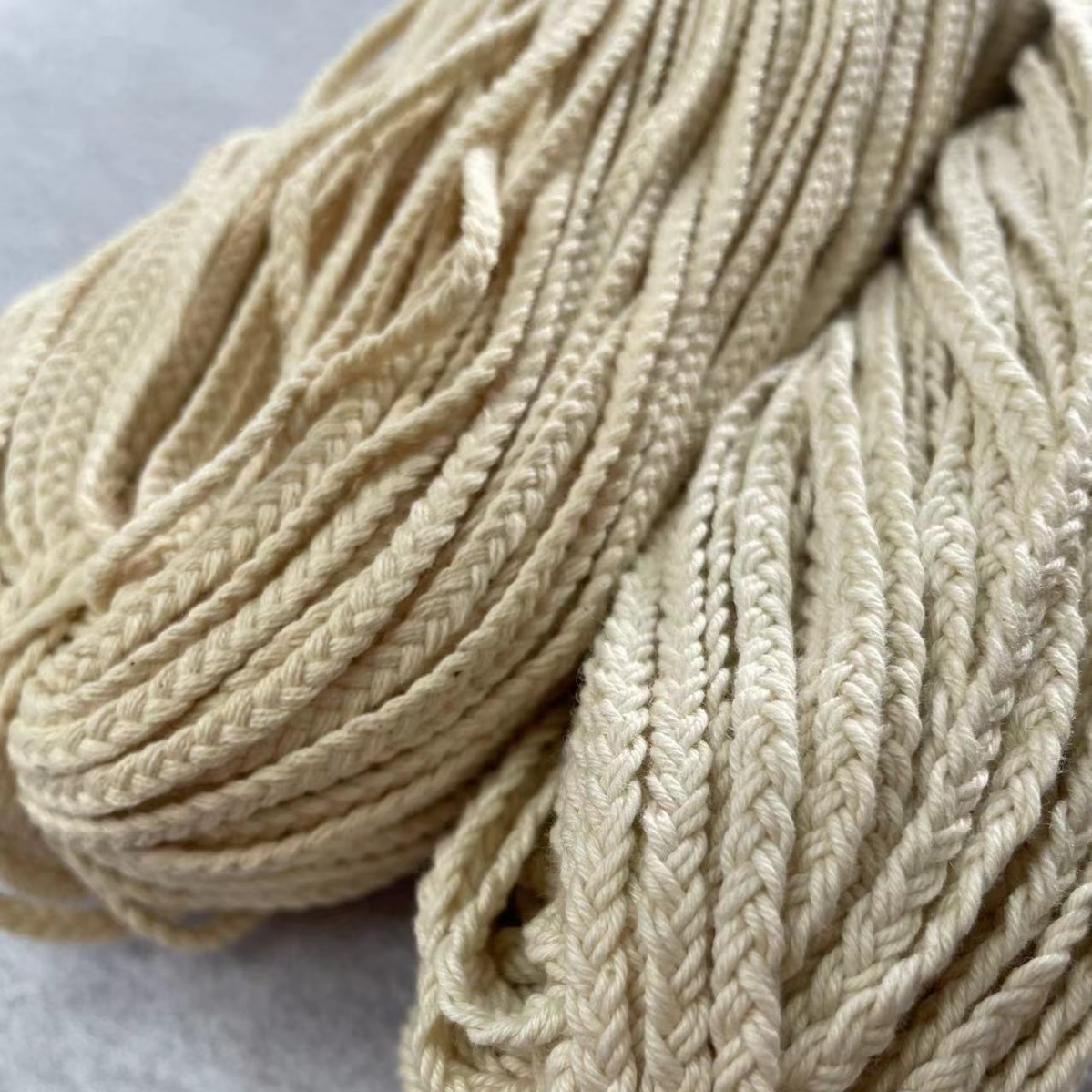 彩色交花辫子绳0.5mm时尚间色三股绳 鞋材编织用绳带东莞厂家批发