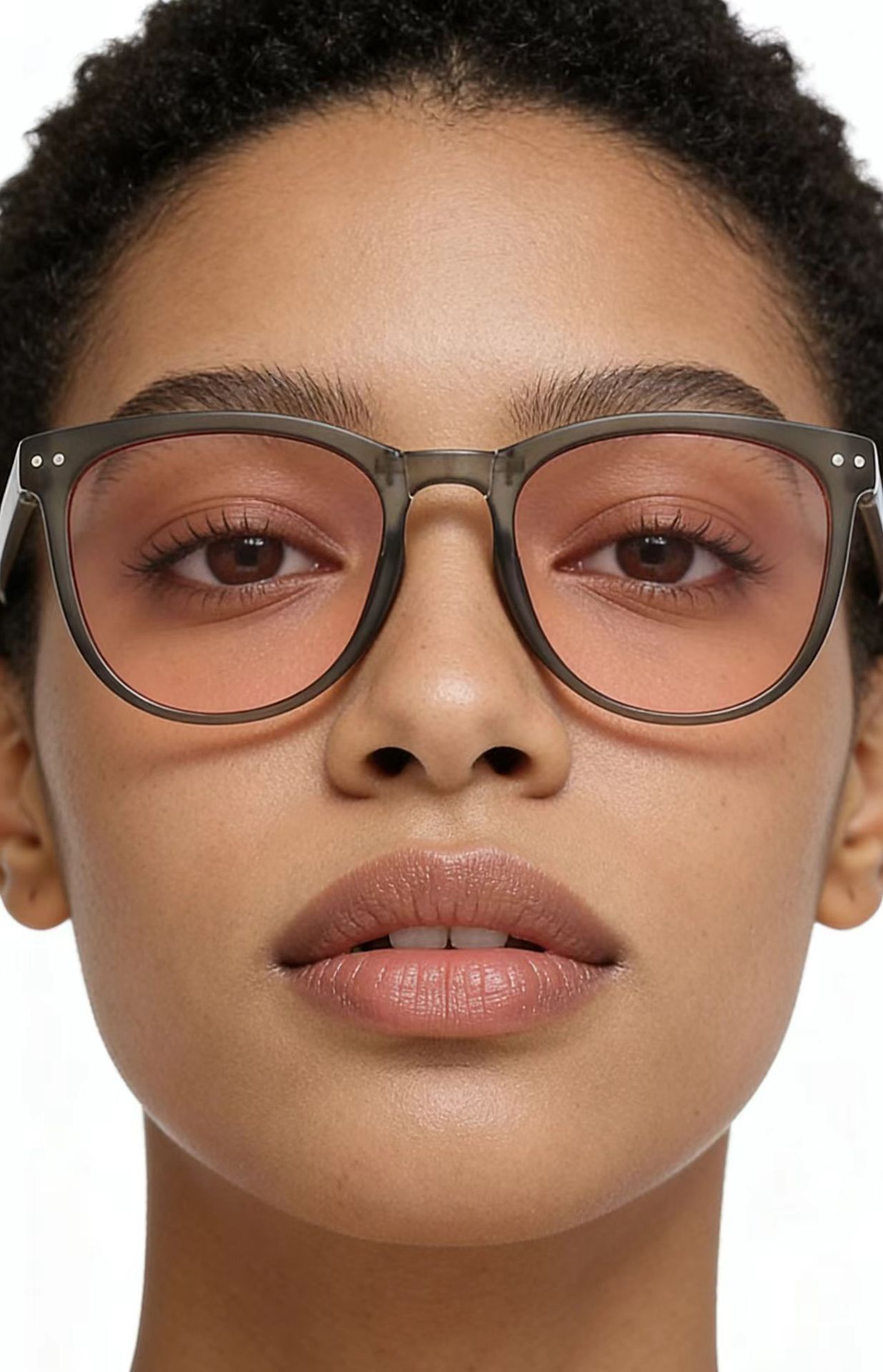 라이트 그레이 분말 편광 빛