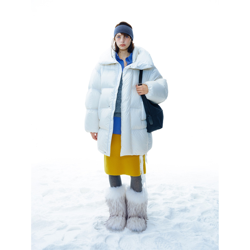 [Time-Sensitive] New Ultra-Lightweight, Weightless, Loose-Fitting, Long-Sleeved, Mid-Length Women's down Jacket with a Turn-Down Collar, Made of 90% White Duck Down, Model V9043