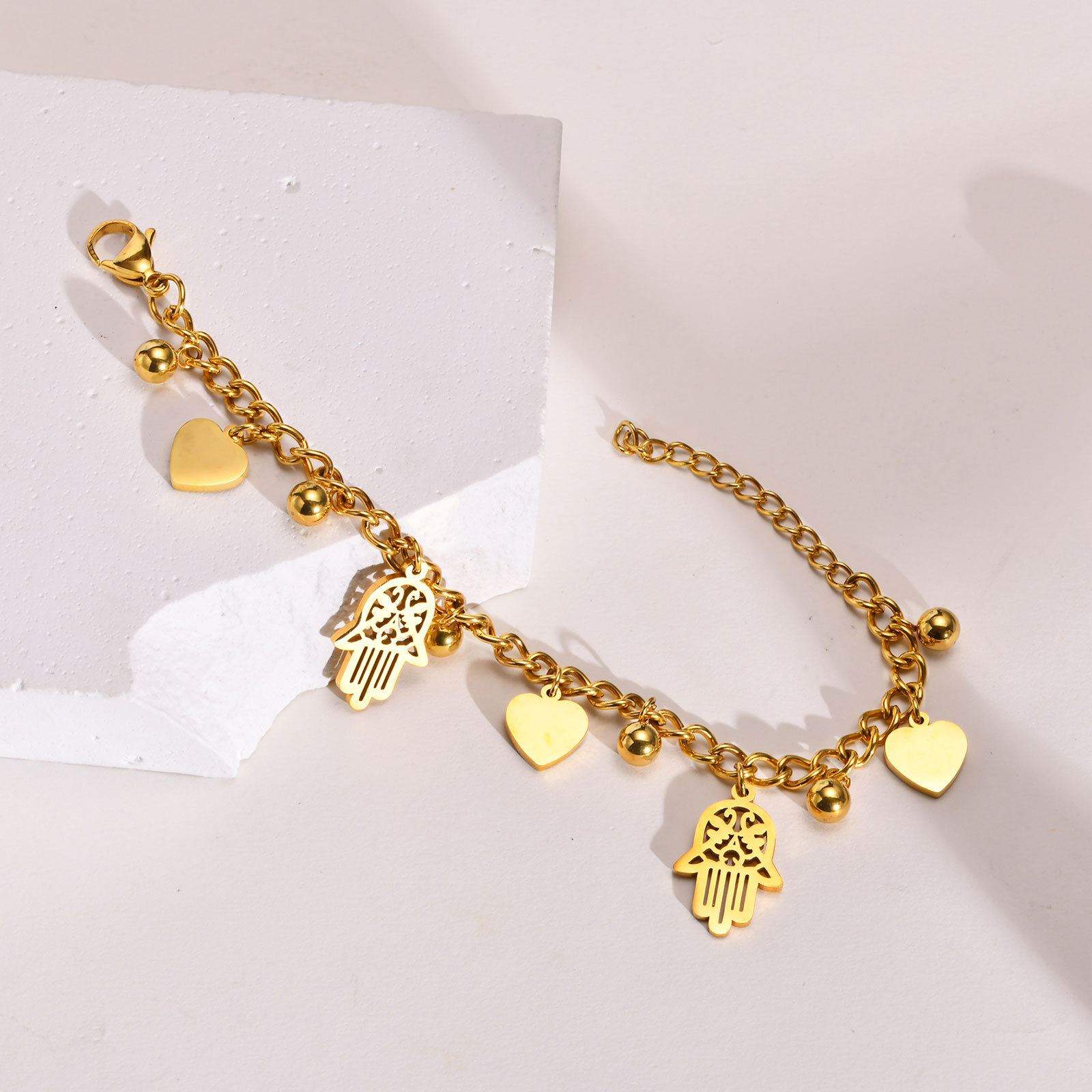 Retro Portrait Titanium Steel Bracelets Heart Ornaments Stainless Steel Rings