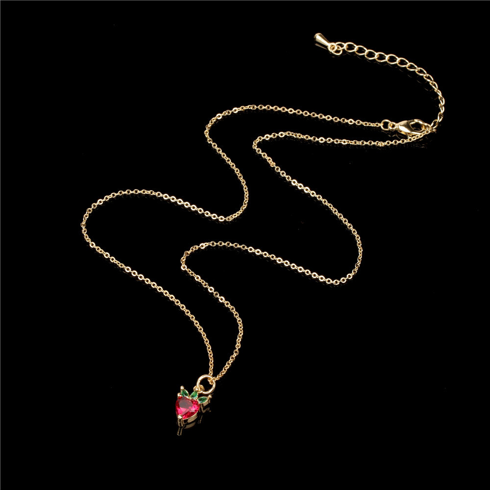 Cross-Border Wholesale Inlaid Zircon Strawberry Fruit Necklace Womenu0027s Autumn Design Pendant Gol