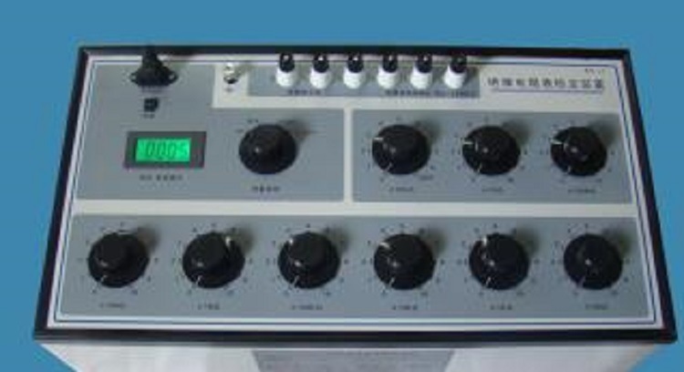 绝缘电阻表检定装置 型号NJ82-GZX92F  库号M385015