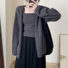 纯色慵懒风气质针织开衫外套背心两件套秋冬新款时尚百搭毛衣套装