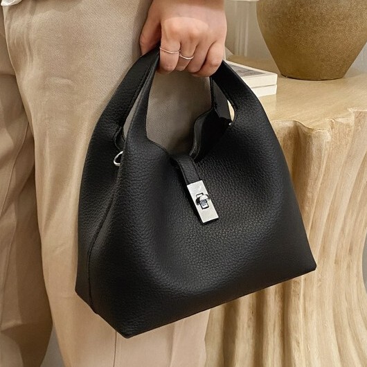 Large-Capacity, High-End, Stylish Handbag with Lychee Pattern, 2026 New Fashion Bag, Niche Handbag, Small Shoulder Bag