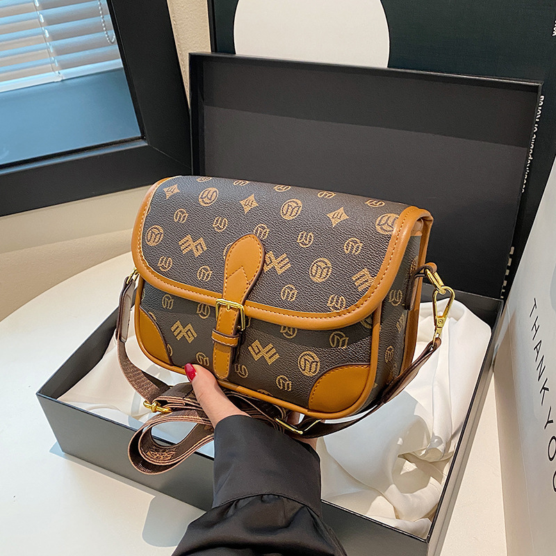 Fashionable and popular women's bags, 2024 new high-end texture versatile shoulder bag, crossbody bag_voghion.com