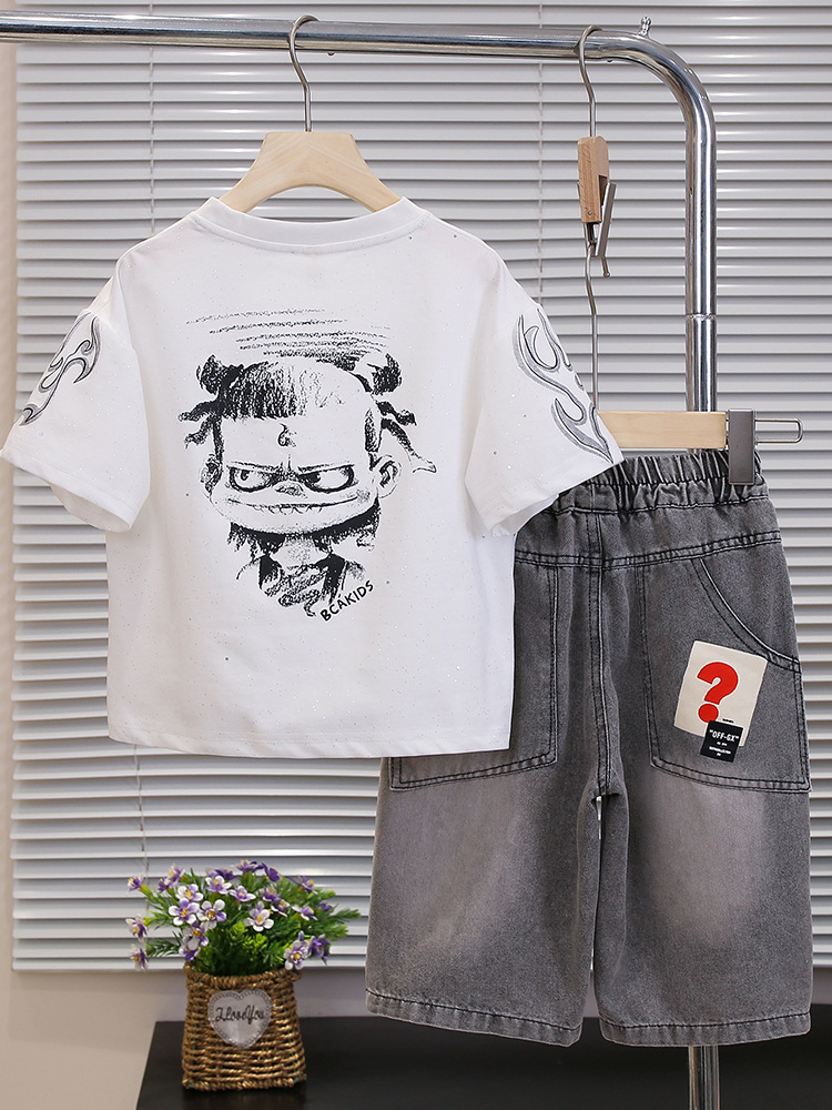 7252 Traje de manga corta para niños Camiseta de moda nacional de verano para niños Cool y guapo, estilo occidental, ropa para niños 2025 nuevo estilo delgado