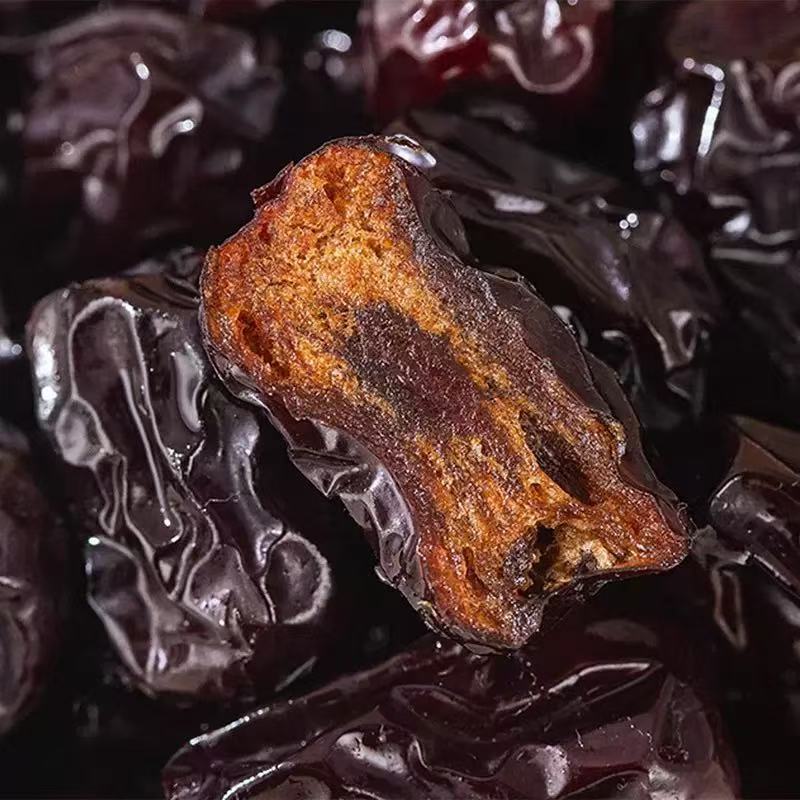Three-Steam Three-Sun Dried Red Dates (Ziziphus jujuba) — Ruoqiang Jujube 500g in use