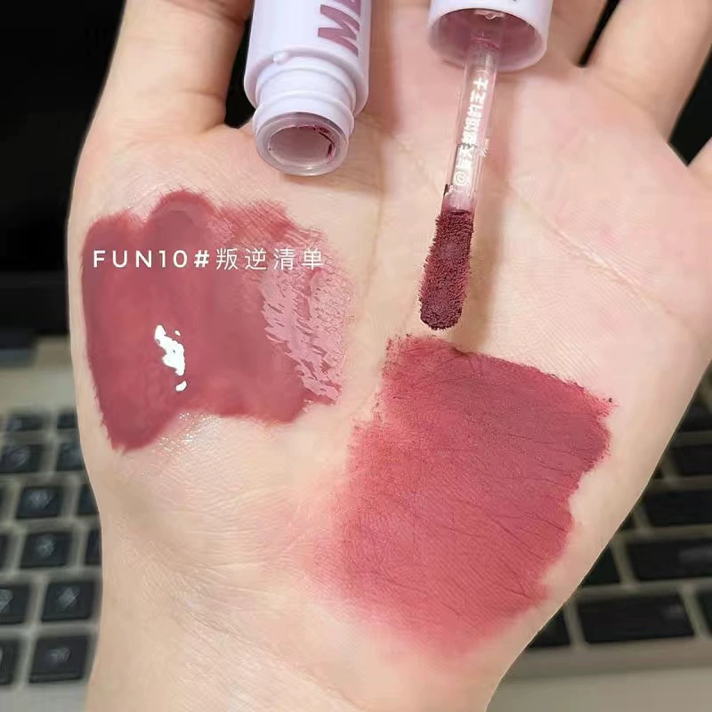 Leemember, acrylic double-sided lip gloss